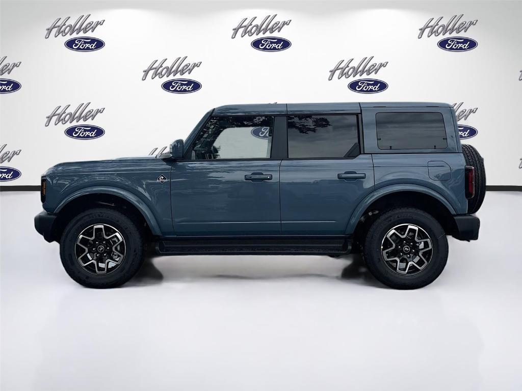 new 2025 Ford Bronco car, priced at $48,533