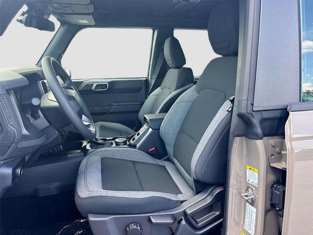 new 2025 Ford Bronco car, priced at $41,860