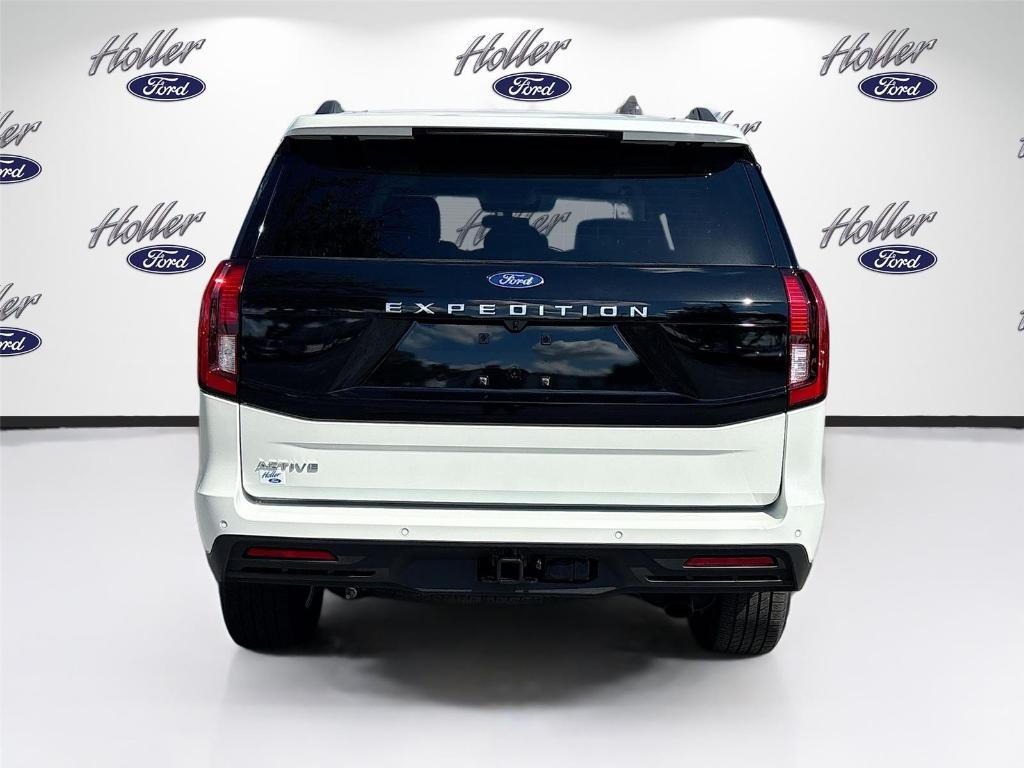 new 2025 Ford Expedition car, priced at $66,500