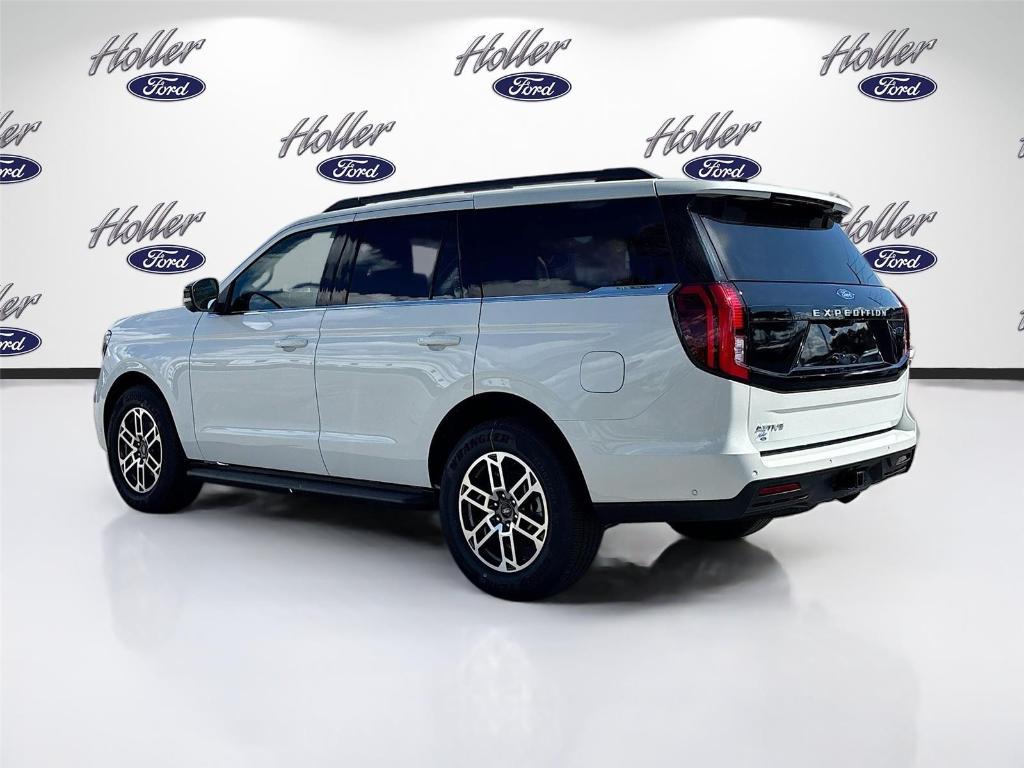 new 2025 Ford Expedition car, priced at $66,500