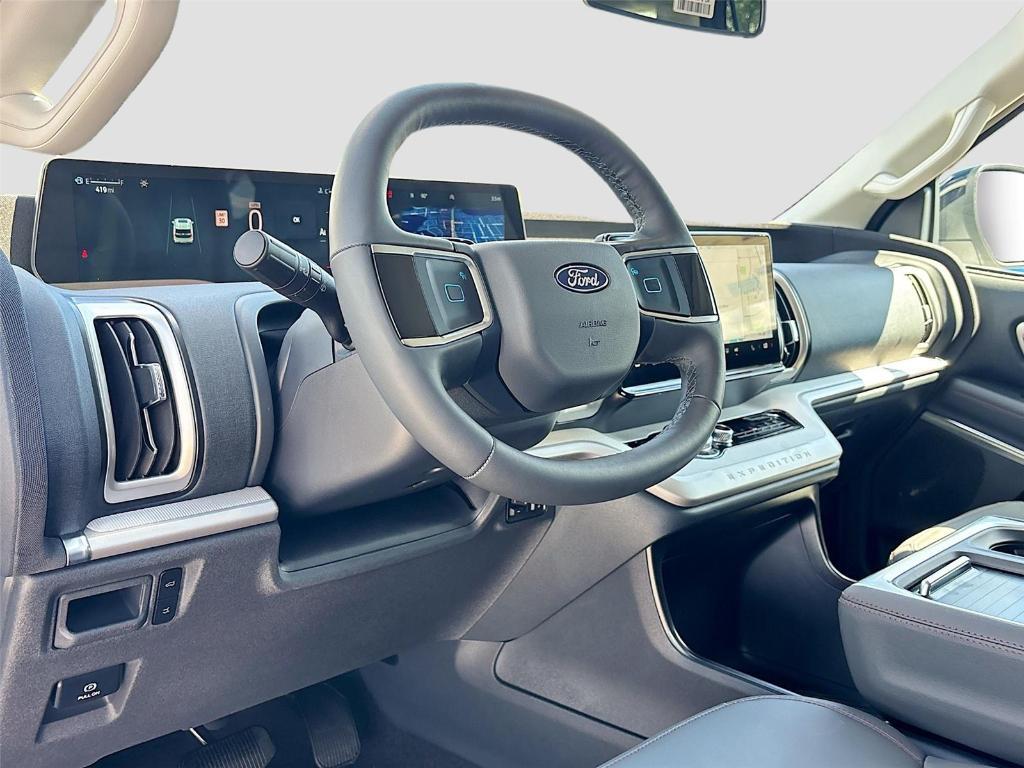 new 2025 Ford Expedition car, priced at $66,500