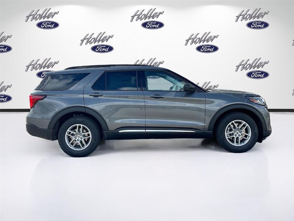 new 2025 Ford Explorer car, priced at $39,323