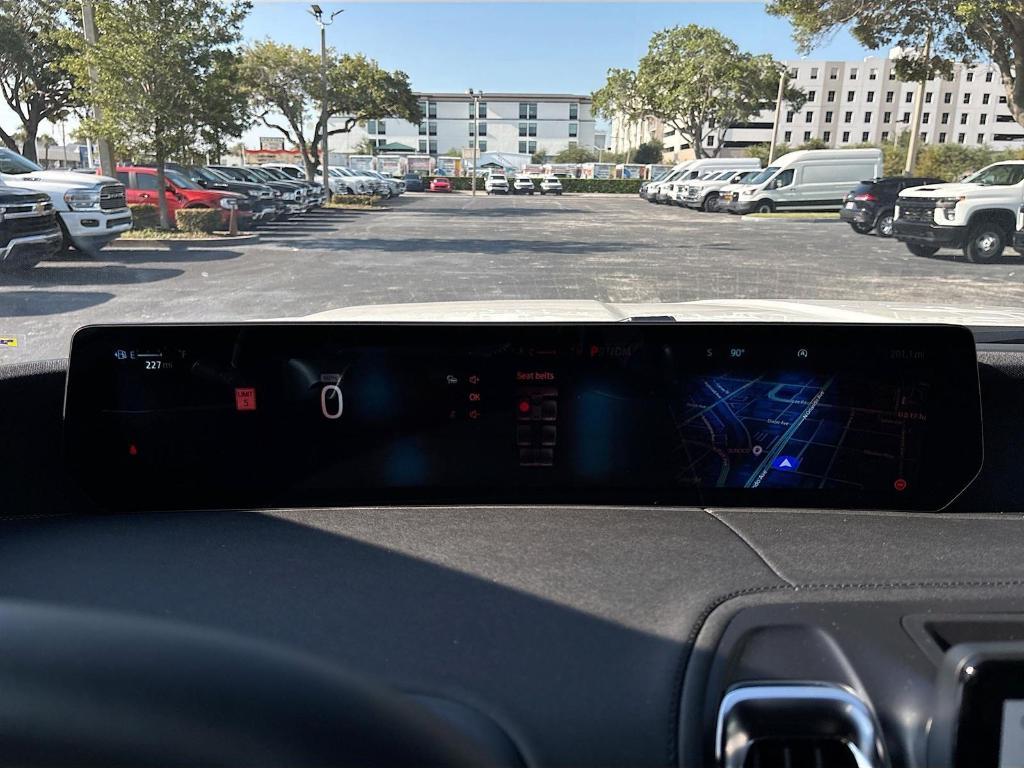 new 2025 Ford Expedition car, priced at $80,750