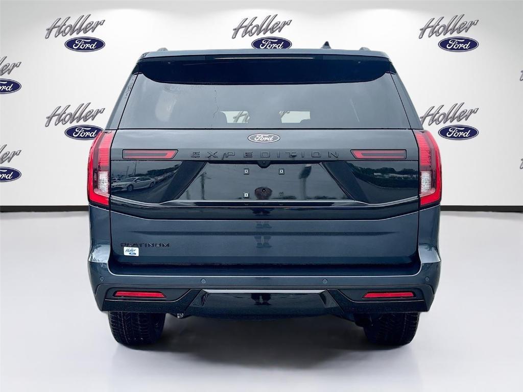 new 2025 Ford Expedition car, priced at $78,659