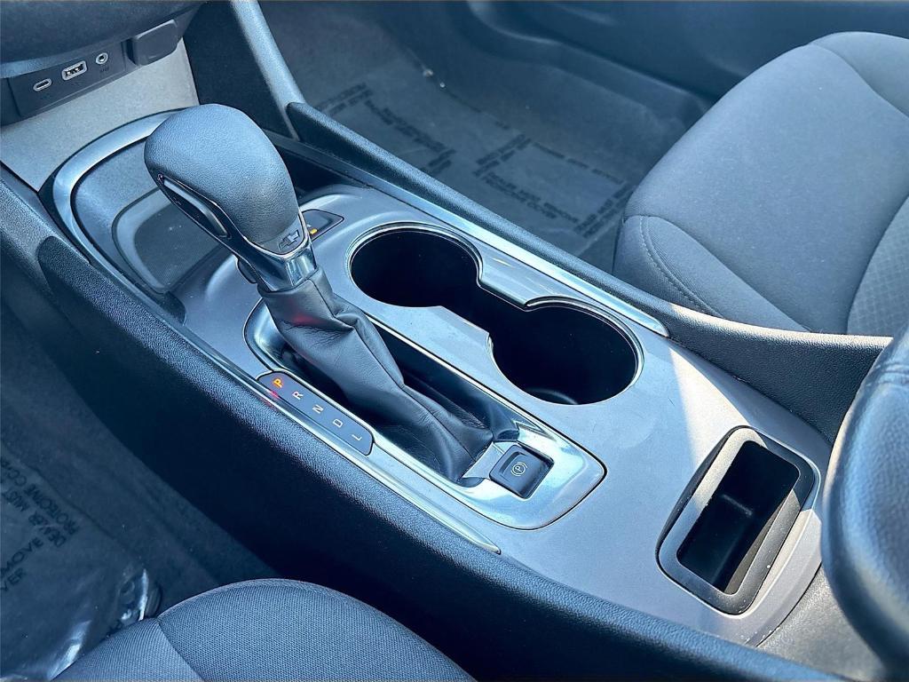 used 2024 Chevrolet Malibu car, priced at $16,995