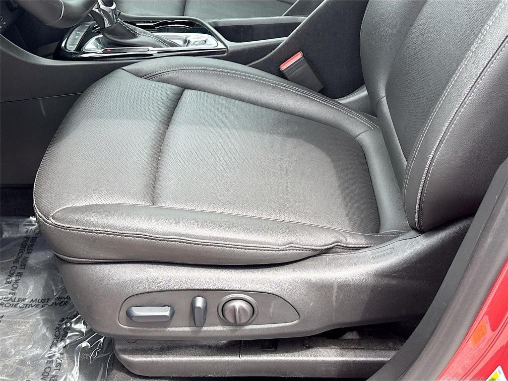 used 2024 Buick Encore GX car, priced at $19,595