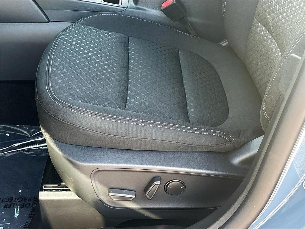 new 2025 Ford Escape car, priced at $29,695