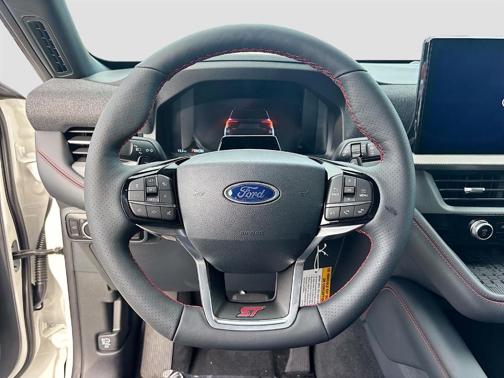 new 2025 Ford Explorer car, priced at $55,565