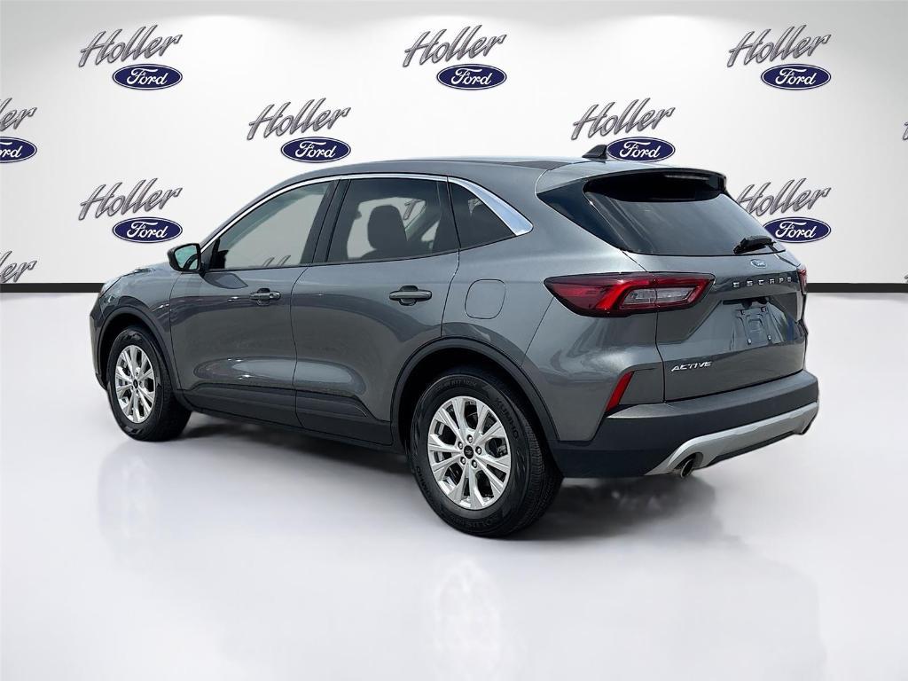 used 2024 Ford Escape car, priced at $17,995