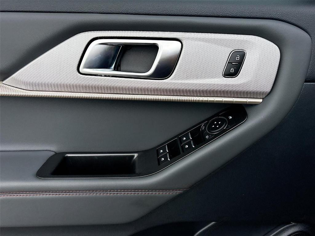 new 2025 Ford Explorer car, priced at $44,147