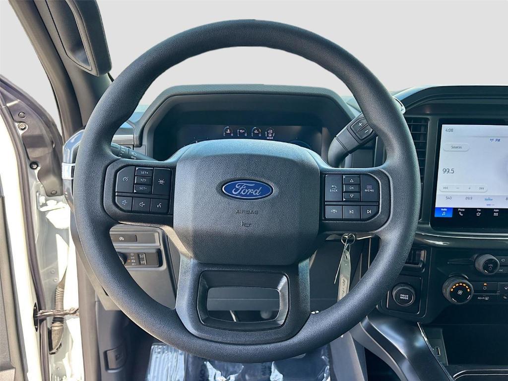 new 2025 Ford F-150 car, priced at $40,015