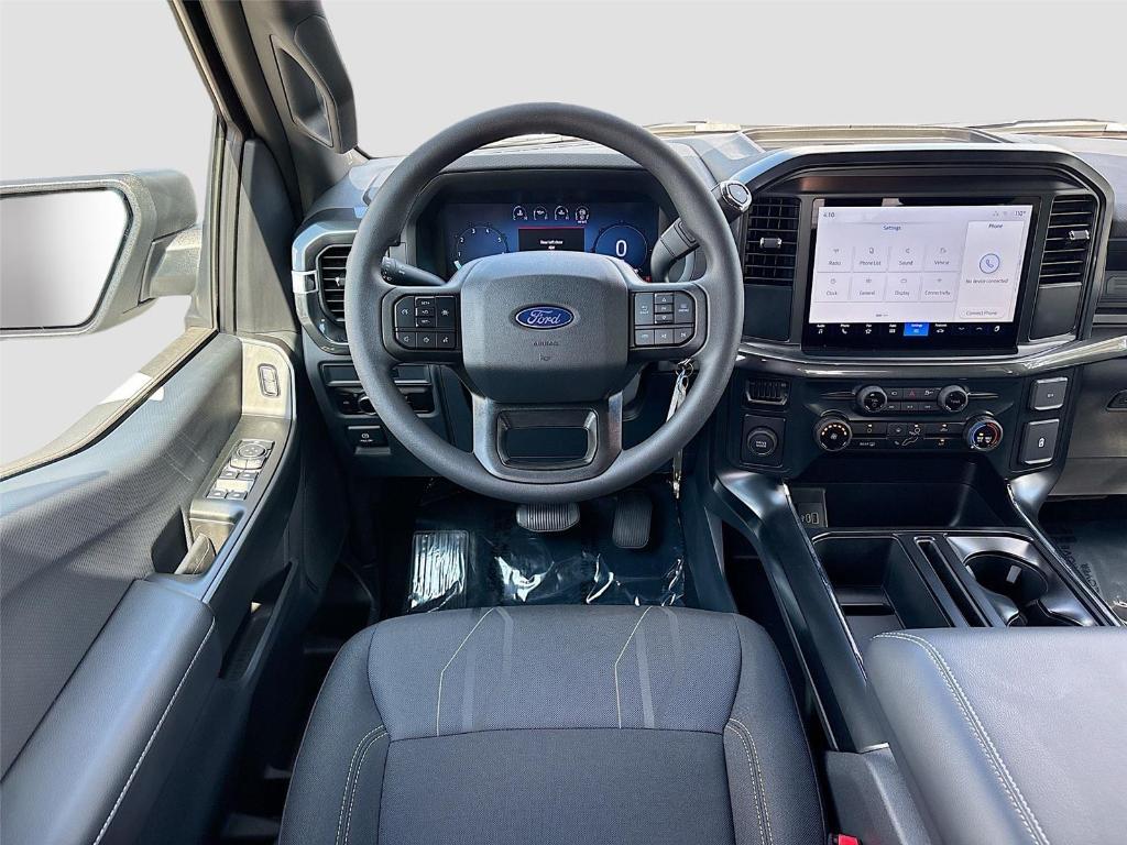 new 2025 Ford F-150 car, priced at $40,015