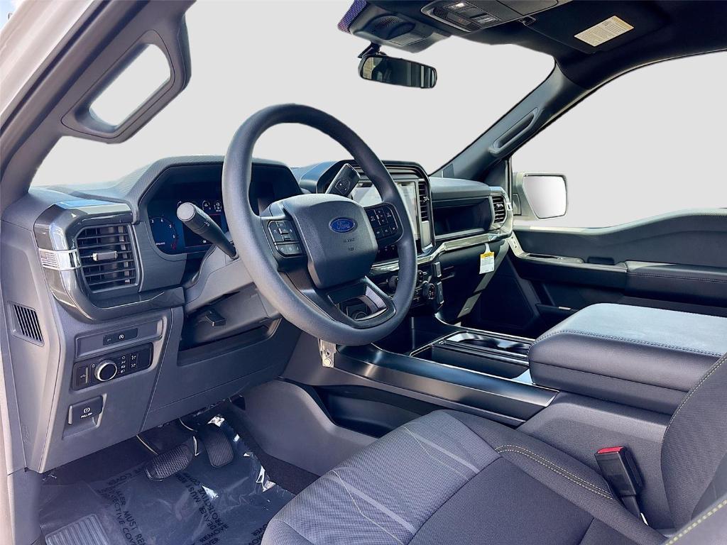 new 2025 Ford F-150 car, priced at $40,015
