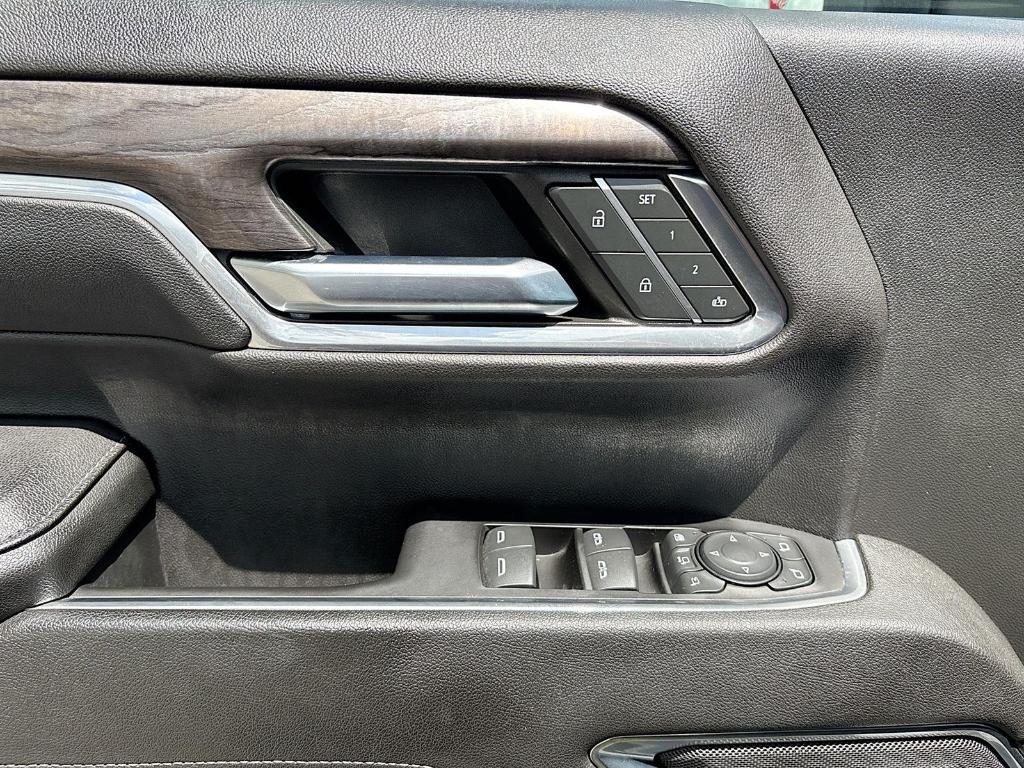 used 2024 Chevrolet Silverado 2500 car, priced at $52,595