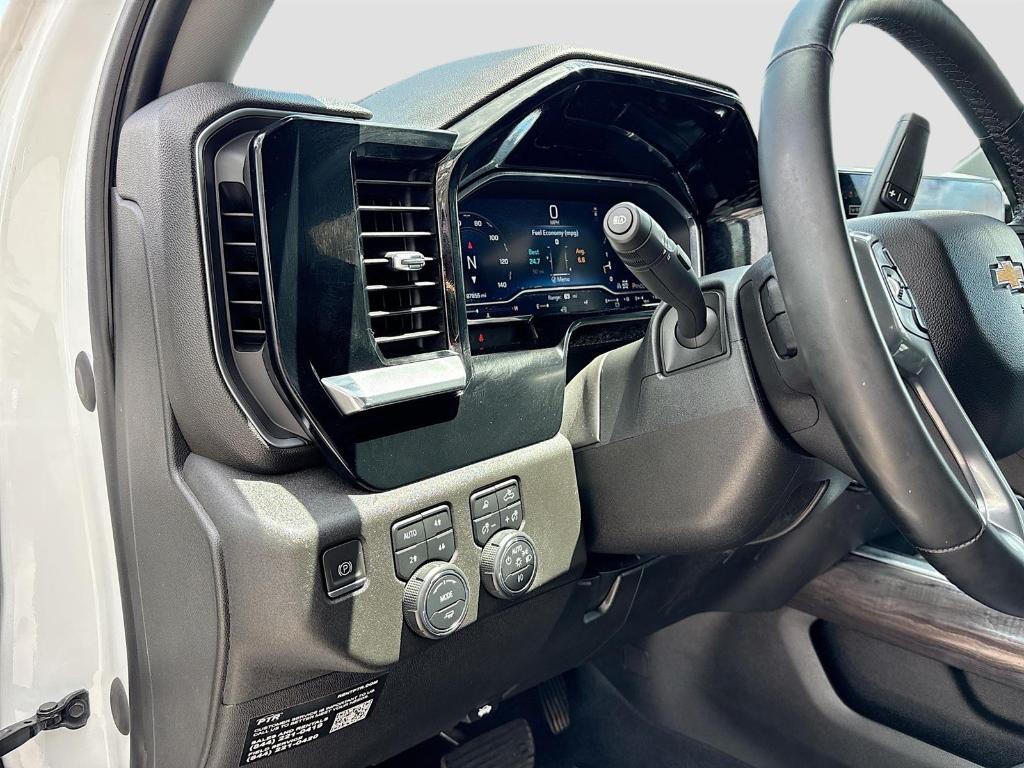 used 2024 Chevrolet Silverado 2500 car, priced at $52,595