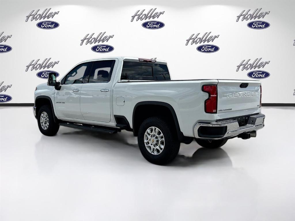 used 2024 Chevrolet Silverado 2500 car, priced at $52,595