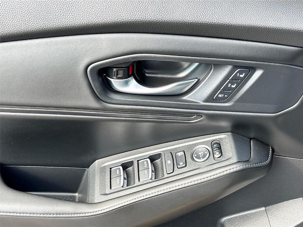 used 2023 Honda Accord Hybrid car, priced at $25,997