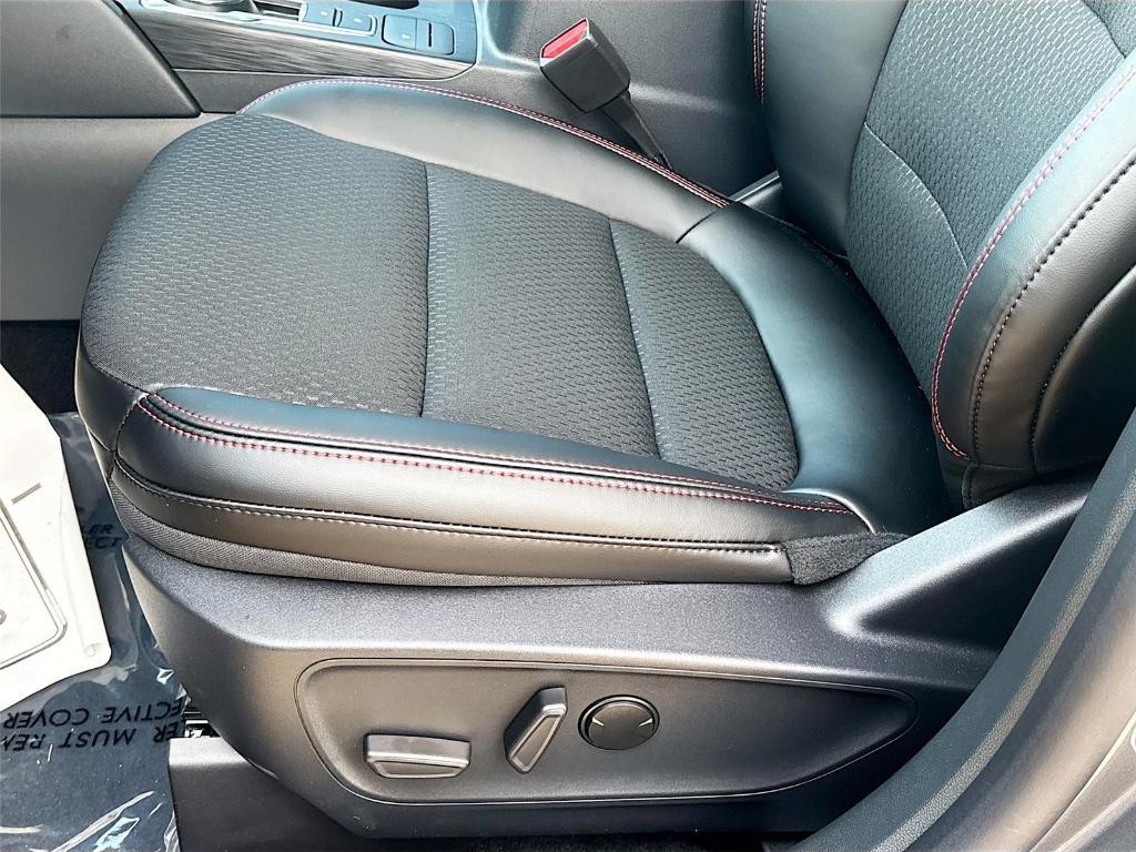 new 2025 Ford Escape car, priced at $29,940