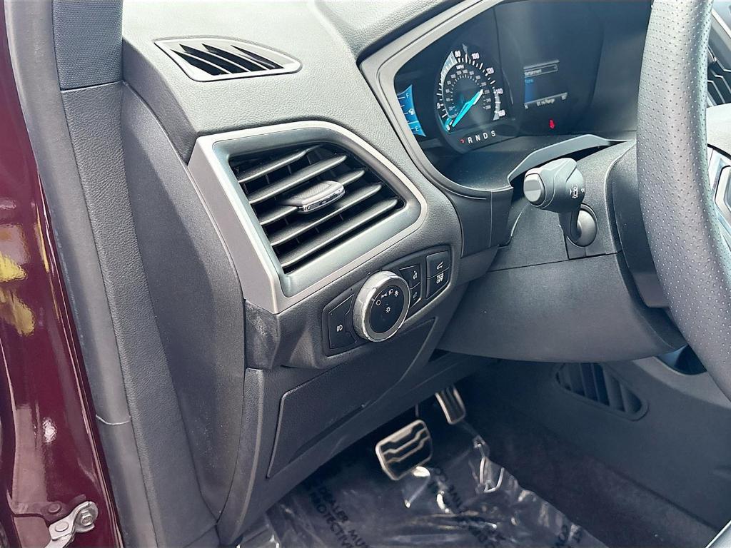 used 2024 Ford Edge car, priced at $29,495