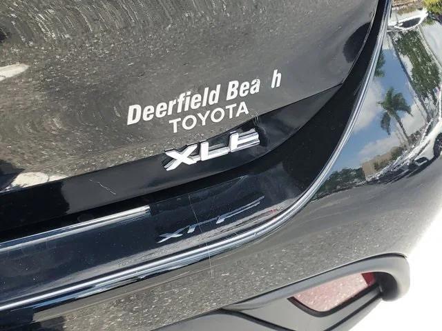 used 2023 Toyota Highlander Hybrid car, priced at $40,995