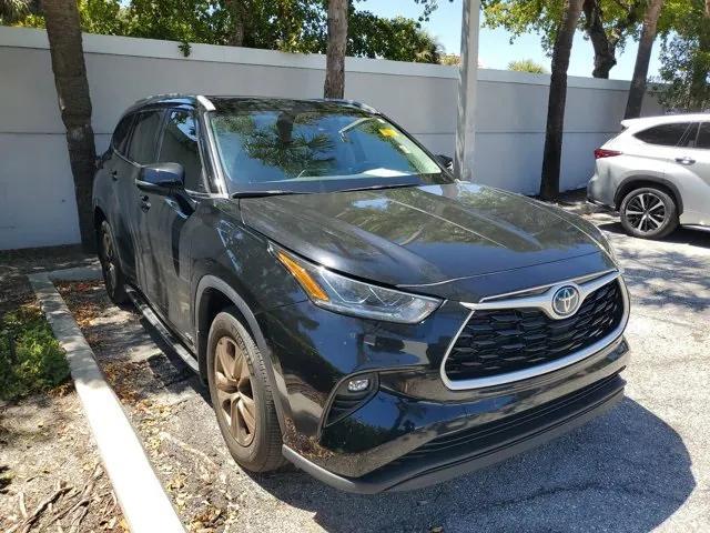 used 2023 Toyota Highlander Hybrid car, priced at $42,095