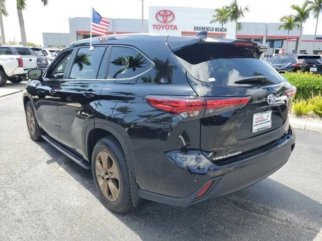 used 2023 Toyota Highlander Hybrid car, priced at $40,995