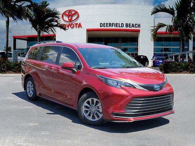 new 2025 Toyota Sienna car, priced at $42,483