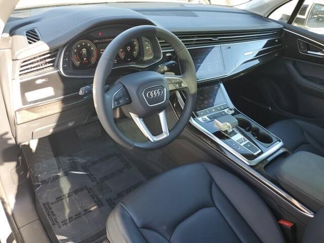 used 2024 Audi Q7 car, priced at $40,595
