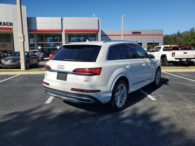 used 2024 Audi Q7 car, priced at $40,595