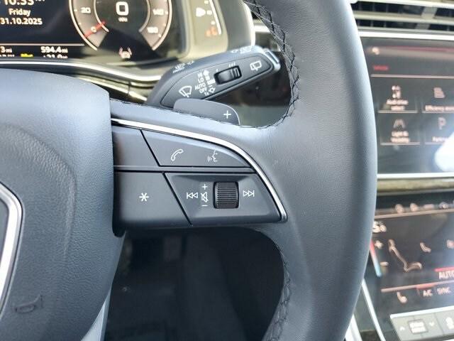 used 2024 Audi Q7 car, priced at $40,595