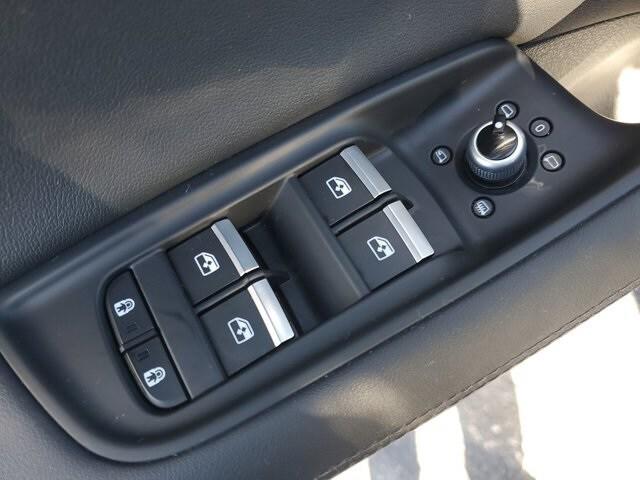 used 2024 Audi Q7 car, priced at $40,595