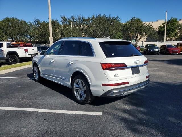 used 2024 Audi Q7 car, priced at $40,595