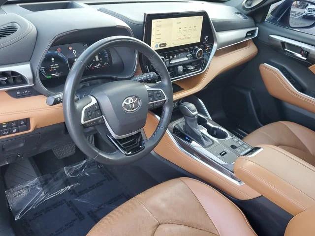 used 2023 Toyota Highlander Hybrid car, priced at $43,996