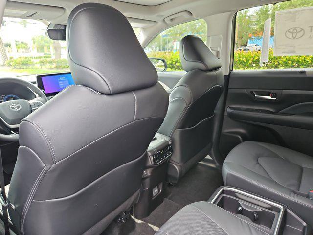 new 2025 Toyota Grand Highlander car, priced at $58,425
