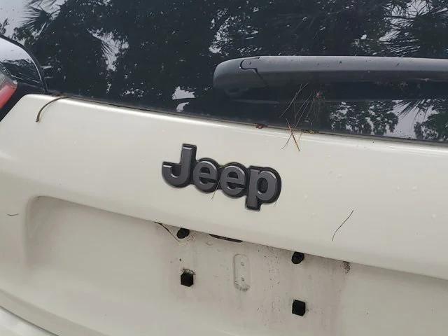 used 2019 Jeep Cherokee car, priced at $17,486