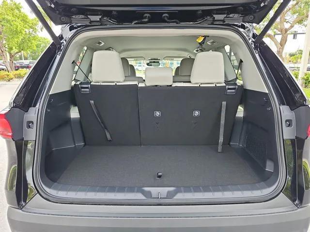 new 2025 Toyota Grand Highlander car, priced at $49,726