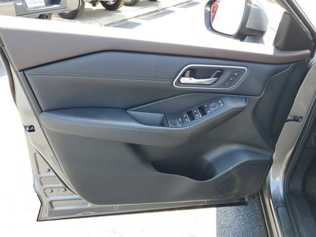 used 2021 Nissan Rogue car, priced at $23,694