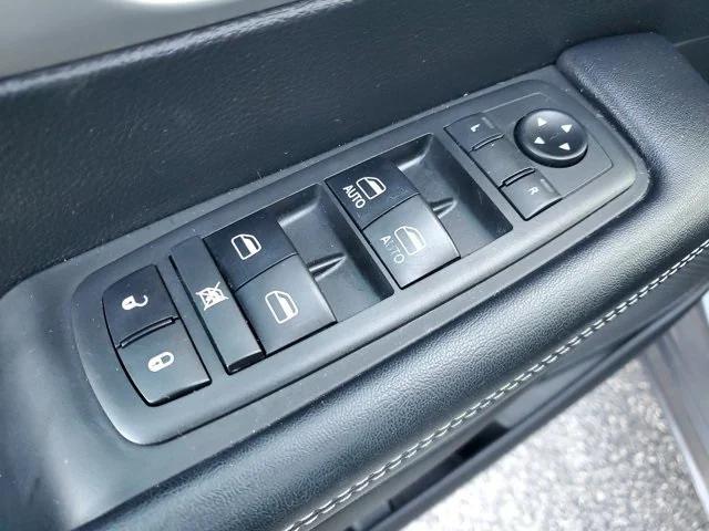 used 2019 Chrysler Pacifica car, priced at $16,995