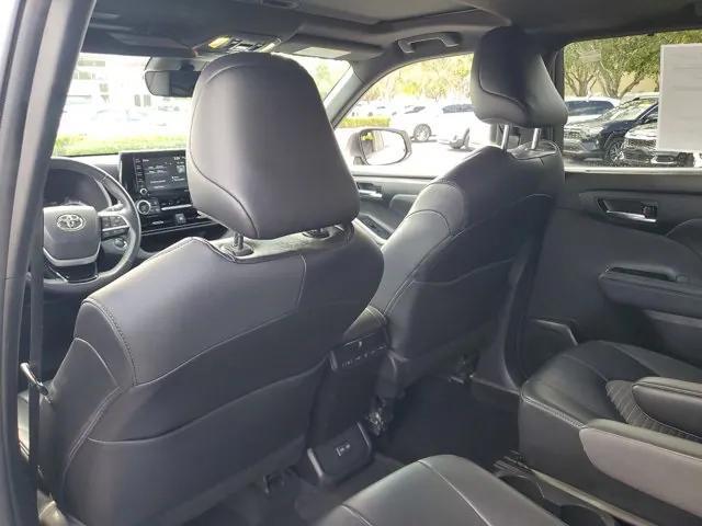 used 2022 Toyota Highlander car, priced at $36,988