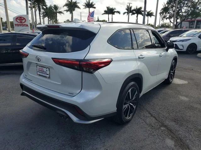 used 2022 Toyota Highlander car, priced at $36,988