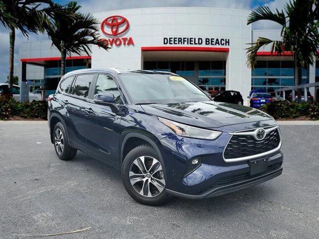 used 2023 Toyota Highlander car, priced at $38,495