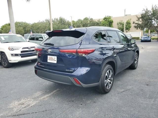 used 2023 Toyota Highlander car, priced at $38,495