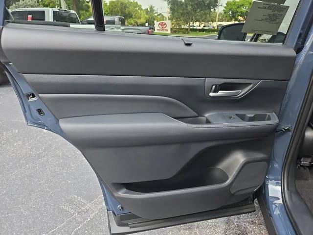 new 2025 Toyota Grand Highlander car, priced at $53,302