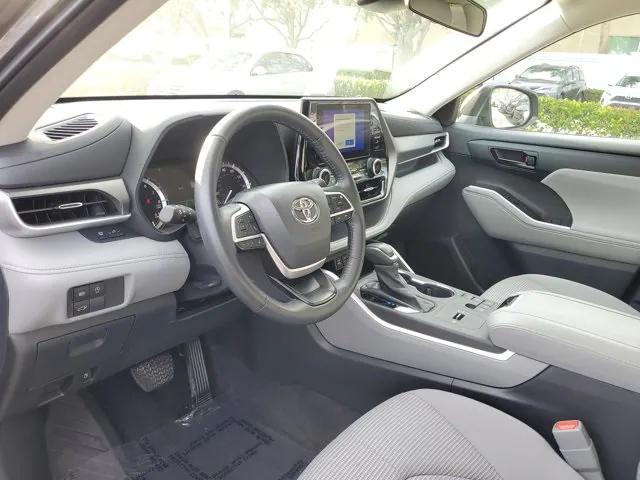 used 2024 Toyota Highlander car, priced at $38,195