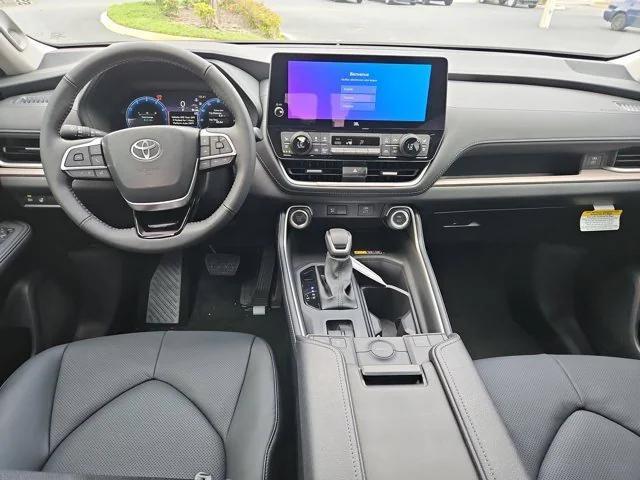 new 2025 Toyota Grand Highlander car, priced at $51,028