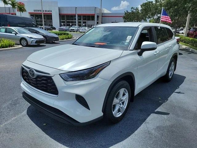 used 2023 Toyota Highlander car, priced at $32,543