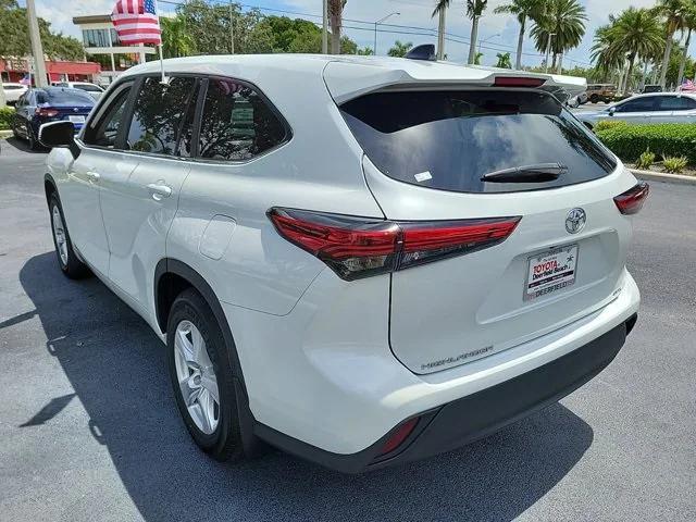 used 2023 Toyota Highlander car, priced at $32,543