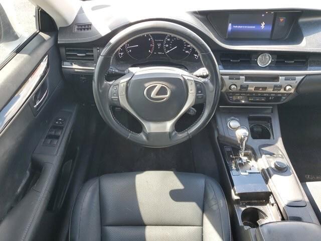 used 2015 Lexus ES 350 car, priced at $15,995
