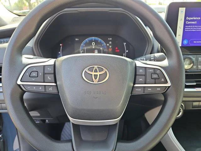 new 2025 Toyota Highlander car, priced at $43,957