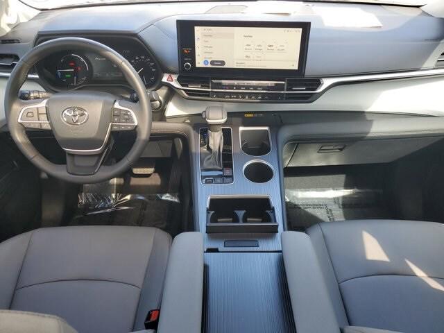 used 2025 Toyota Sienna car, priced at $41,895